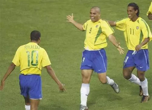 借合同中设 借合同中设