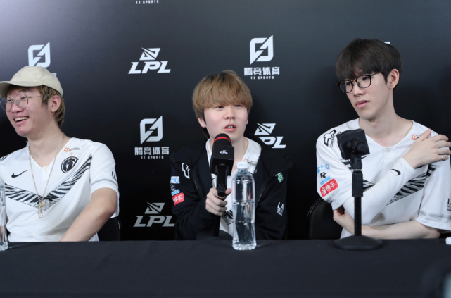 仅靠罚球得 仅靠罚球得